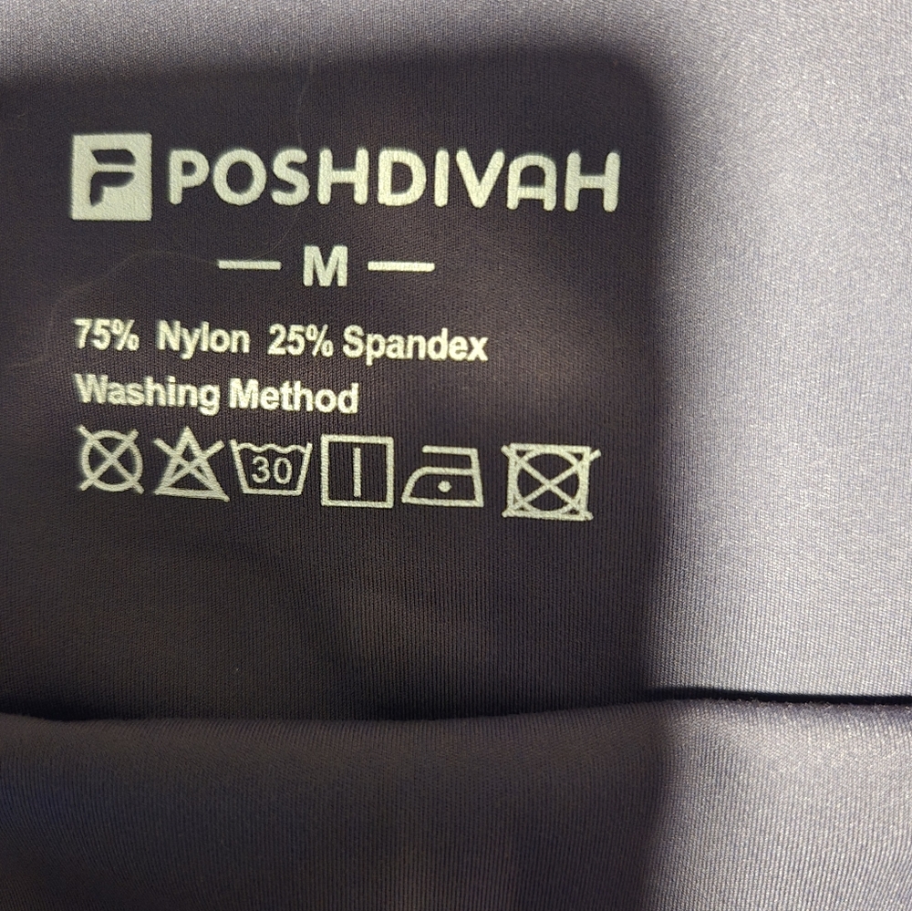 Poshdivah Maternity Bundle Of 4 Athletic Shorts - Picture 4 of 5